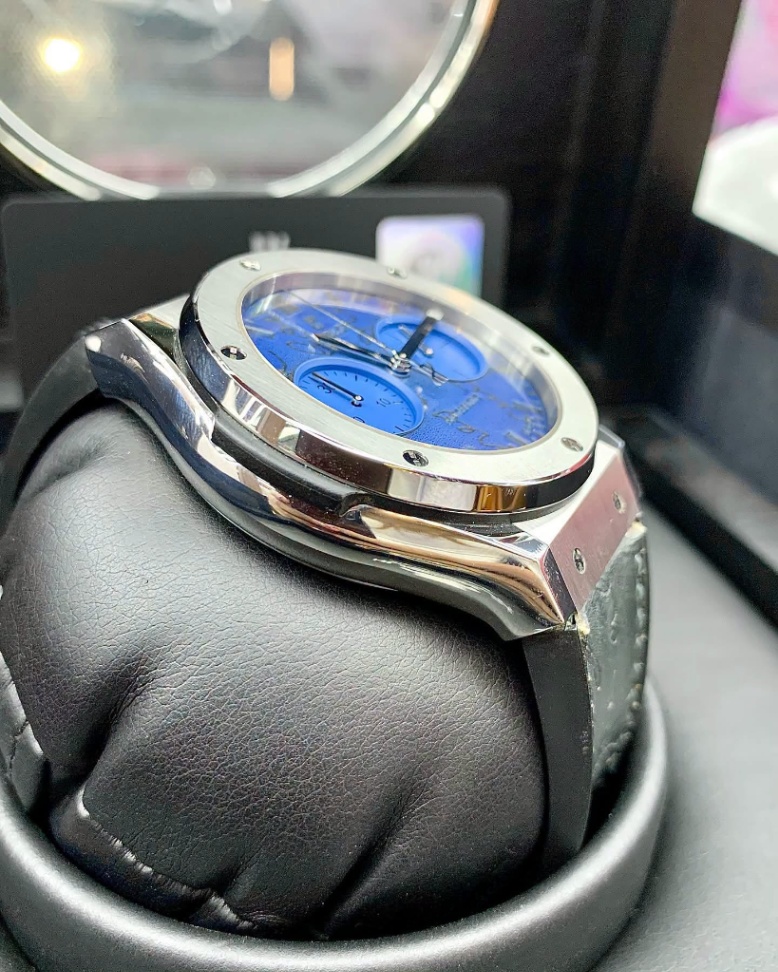 Hublot Classic Fusion Chronograph Berluti Scritto Ocean Blue thumbnail 4