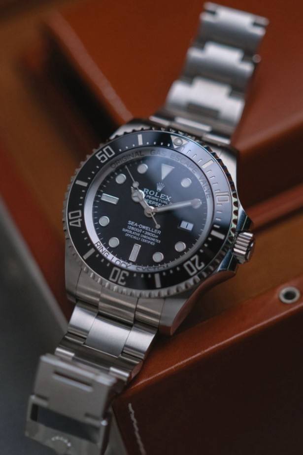 ROLEX SEA DEWELLER DEEPSEA 126660 - Image 3