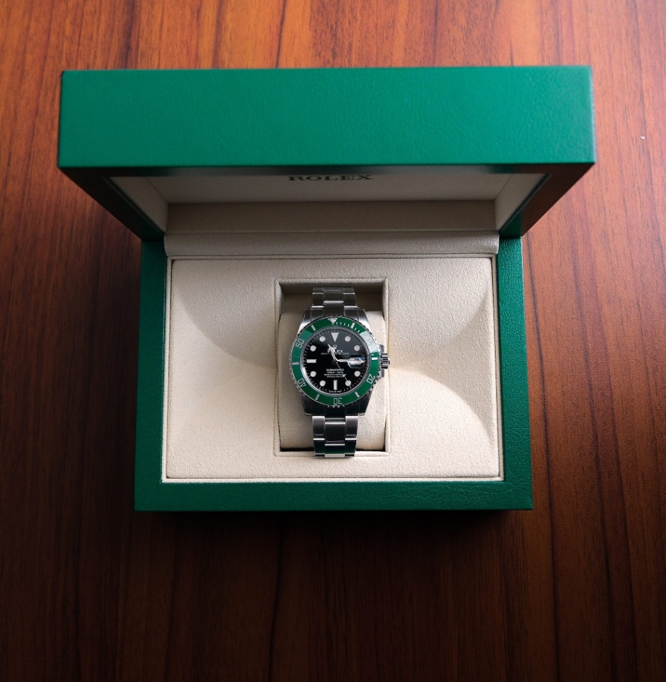 Rolex Submariner 126610LV “Starbucks” Black Dial Oyster Steel 2023 thumbnail 6