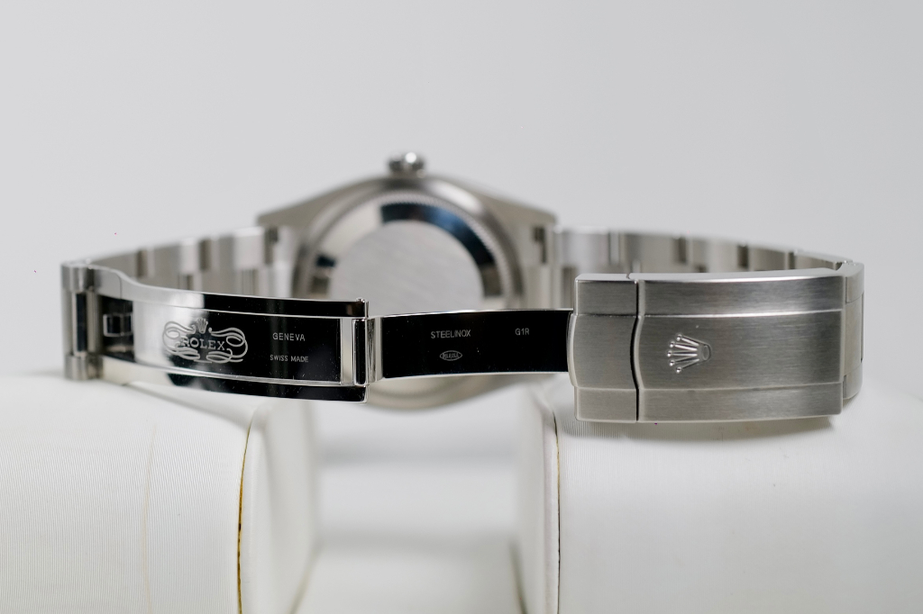 Rolex OP 36mm 126200 Candy Pink 2026 thumbnail 6