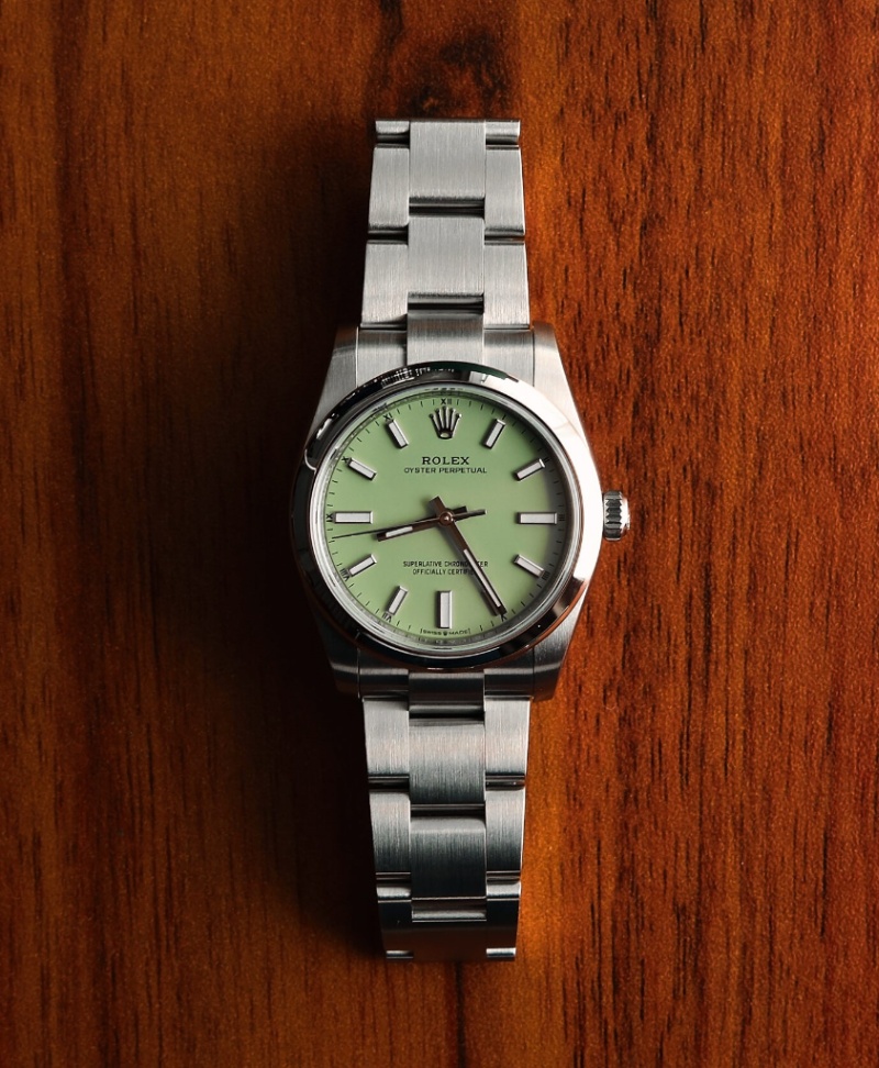 Rolex New Oyster Perpetual 124200 Pistachio Dial Oyster Steel 2026