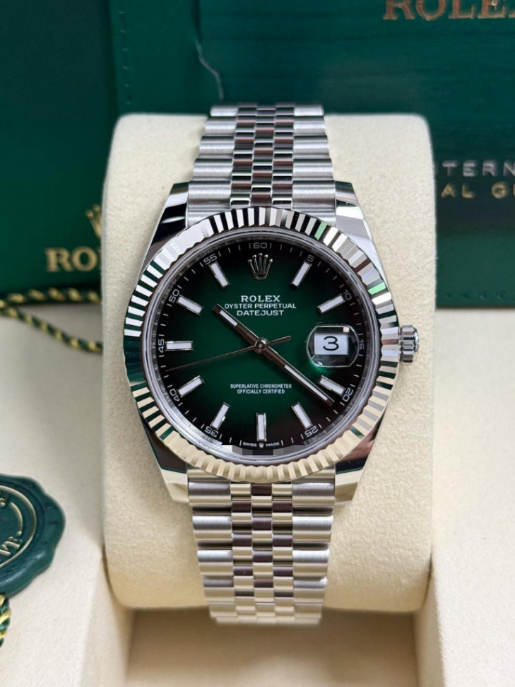 Datejust Green Ombre Dial Jubilee 41mm