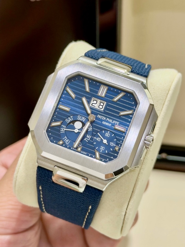 PATEK PHILIPPE CUBITUS 5822P-001