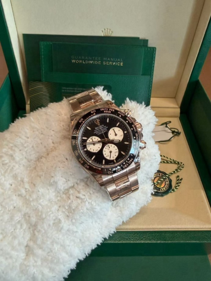 Rolex Cosmograph Daytona Le Mans thumbnail 1