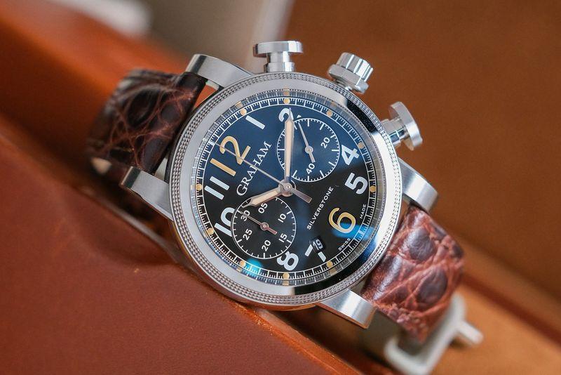 Graham Silverstone Black Chronograph Vintage 44 thumbnail 3