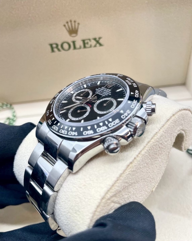 Daytona Black Ceramic 40mm thumbnail 3