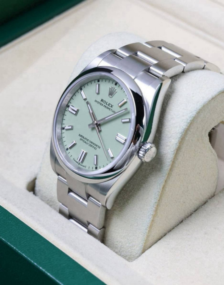 Oyster Perpetual Pistachio Dial 36mm - Image 3