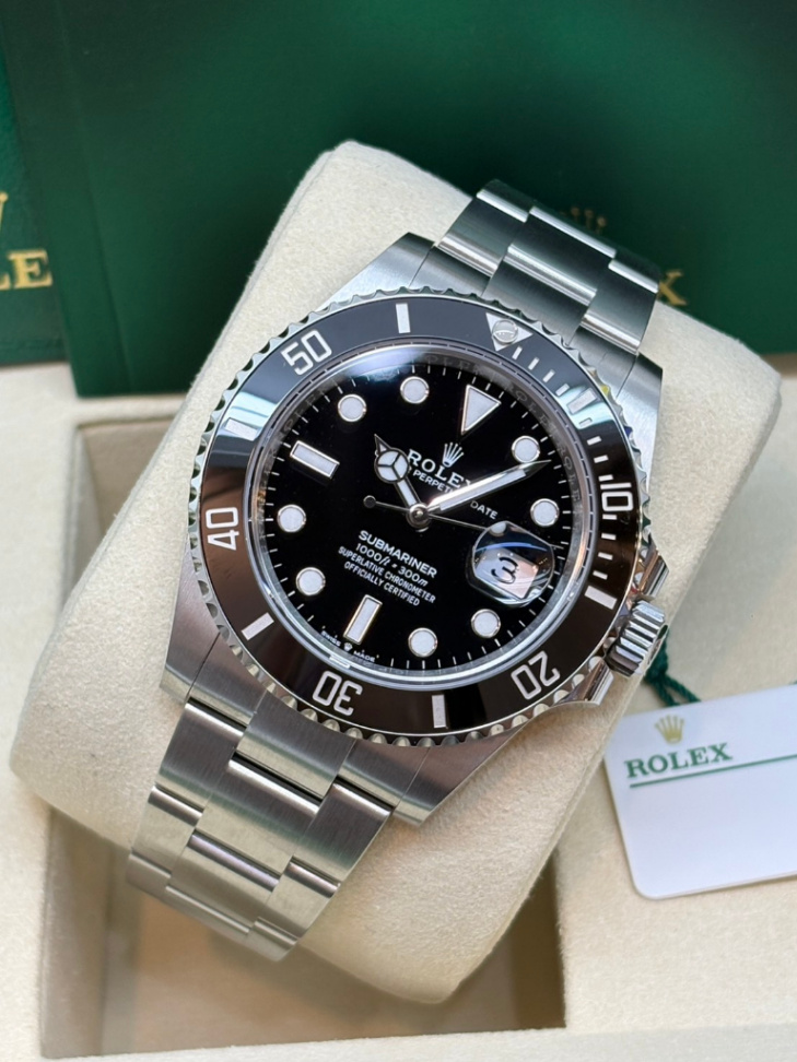 Submariner Date Black Dial 41mm - Image 2