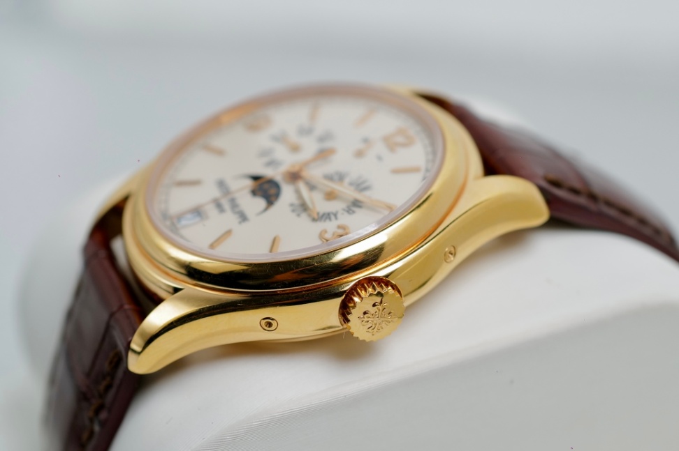 PATEK PHILIPPE Annual Calendar 5146R-001 Rose Gold 39mm - Image 4