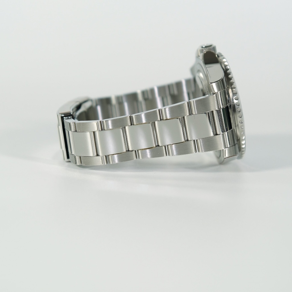 Rolex GMT-Master II 116710BLNR ‘Batman’ Black Dial Oyster Steel 2018 40mm. thumbnail 10