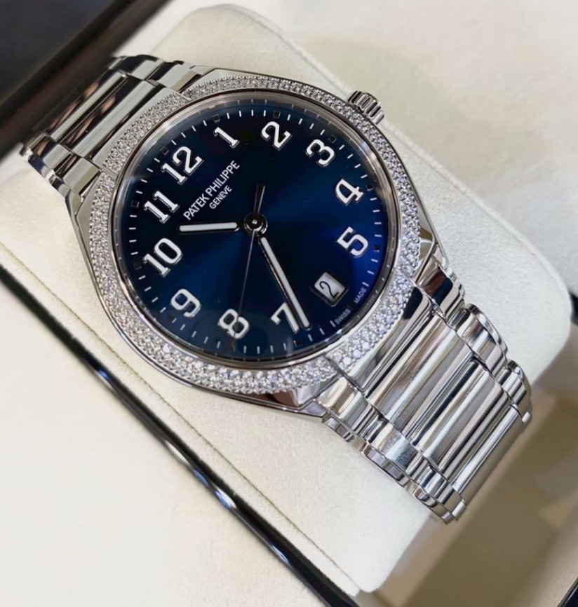 Patek Philippe Twenty Four 7300/1200A Blue Dial thumbnail 3