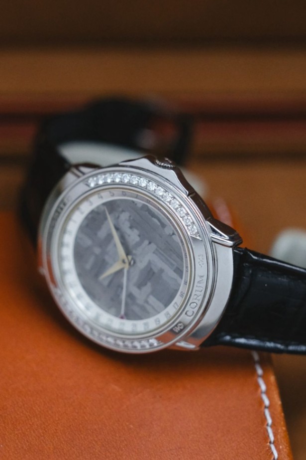 CORUM Meteorite Dial Platinum Diamond - Image 2