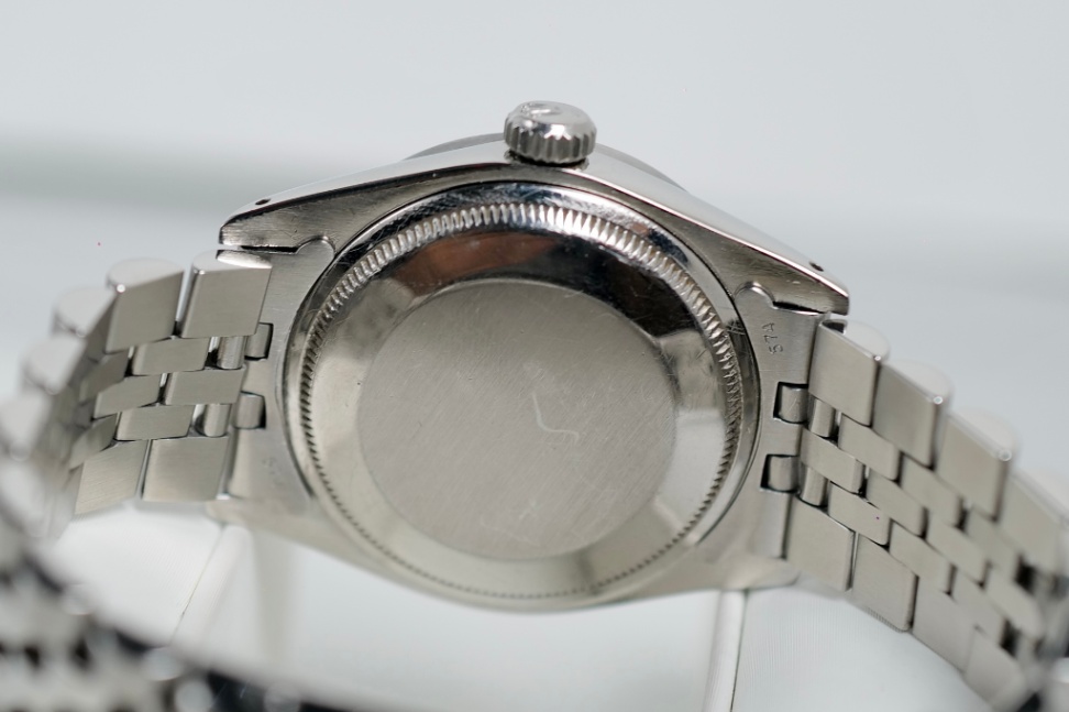 ROLEX Oyster Perpetual Date 1501 Black Dial 34mm thumbnail 2