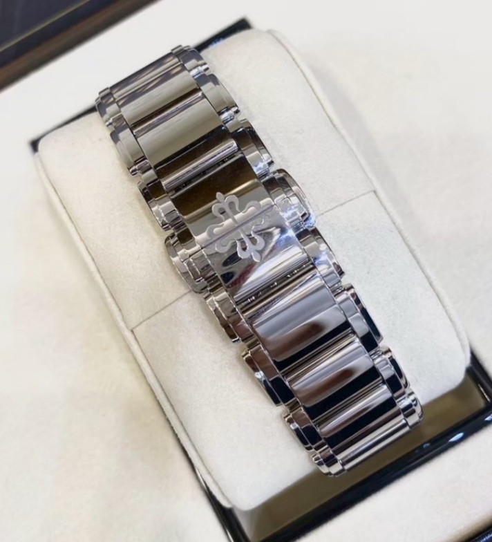 Patek Philippe Twenty Four 7300/1200A Blue Dial thumbnail 4