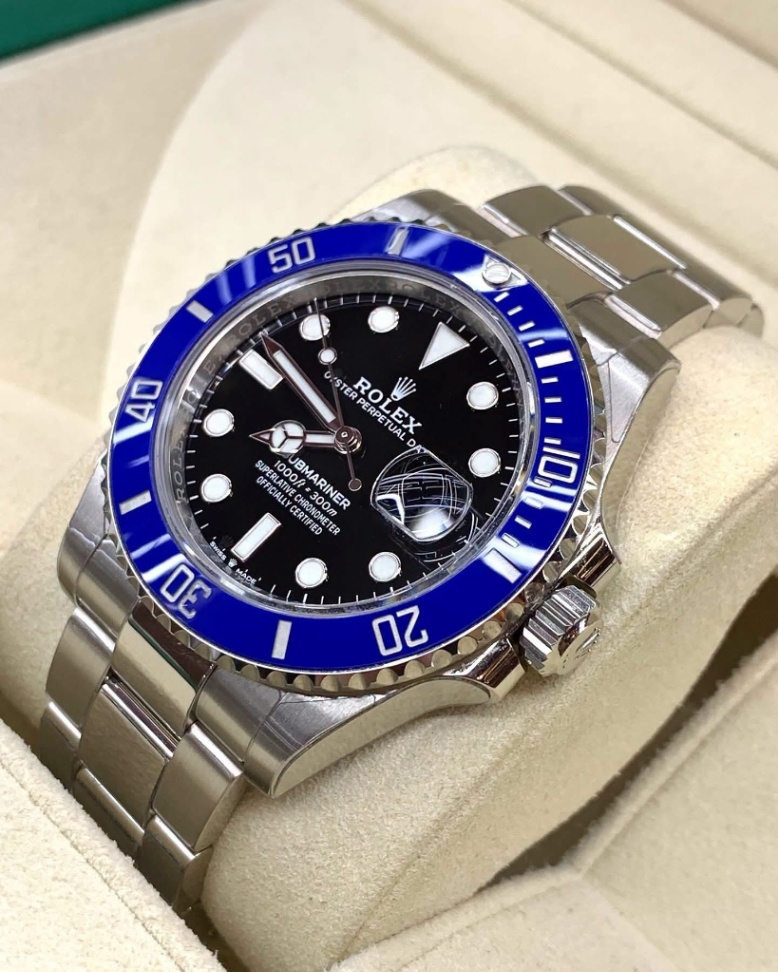 ROLEX Submariner Date 126619LB 41mm - Image 3