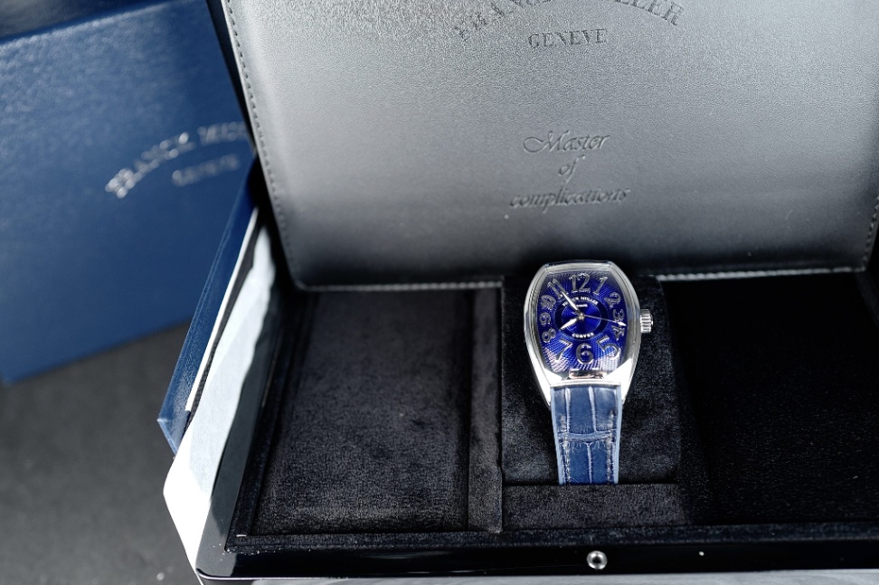 FRANCK MULLER Curvex CX 36 Blue 36mm 2022 thumbnail 3
