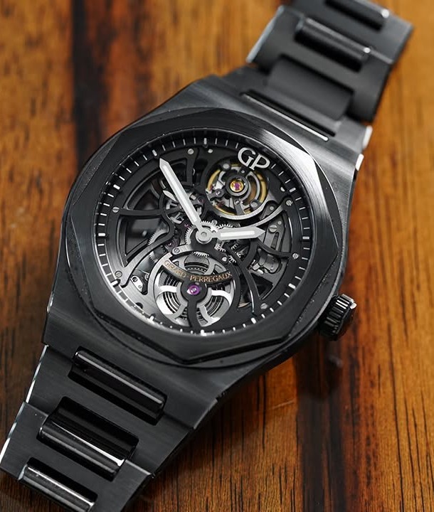 Girard Perregaux Laureato Skeleton Black