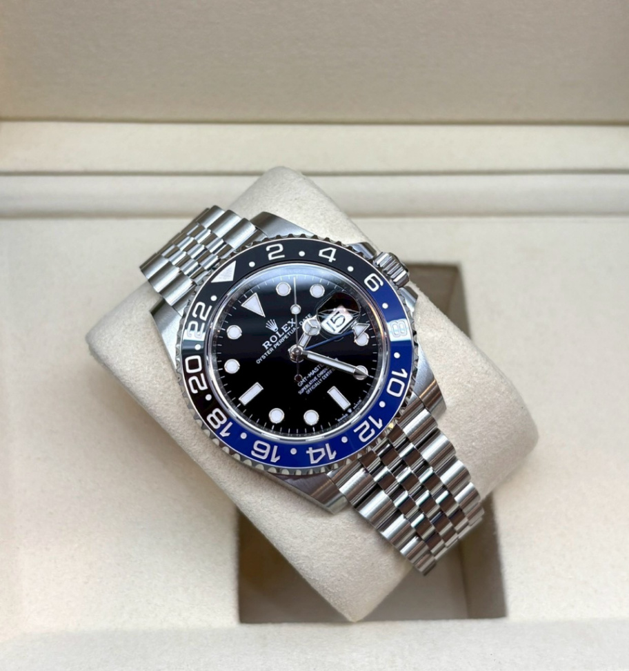 GMT Master || Batman Jubilee 40mm thumbnail 2
