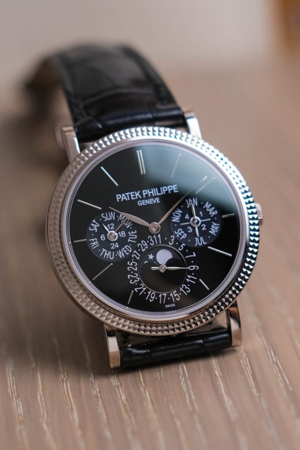 Patek Philippe Grand Complications Perpetual Calendar 18K White Gold 5139G-010 thumbnail 2
