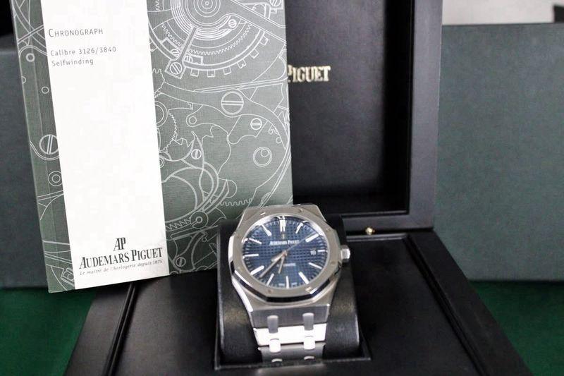 Audemars Piguet Royal Oak 15400ST thumbnail 4