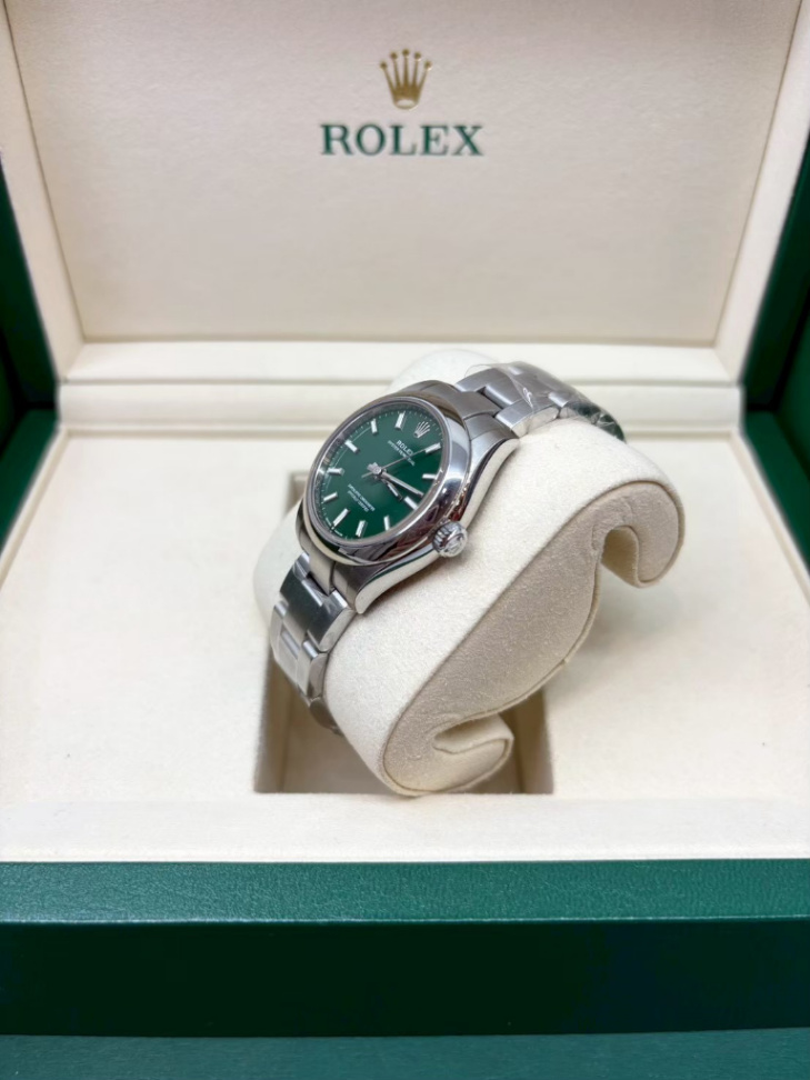 Oyster Perpetual Green Dial 31mm thumbnail 3