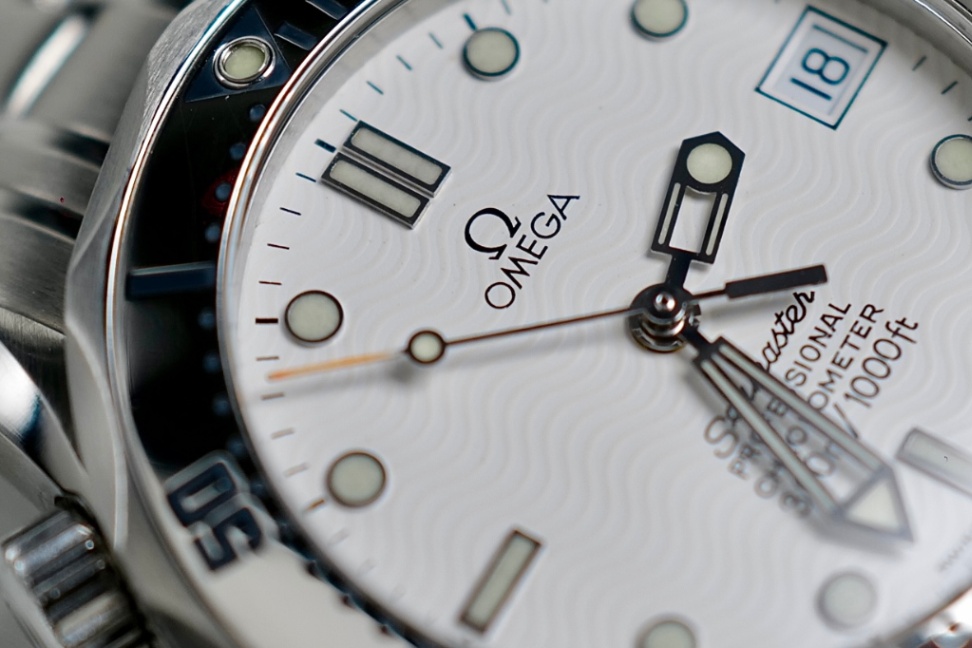 Omega Seamaster Pro 300m 37mm Automatic Midsize thumbnail 7