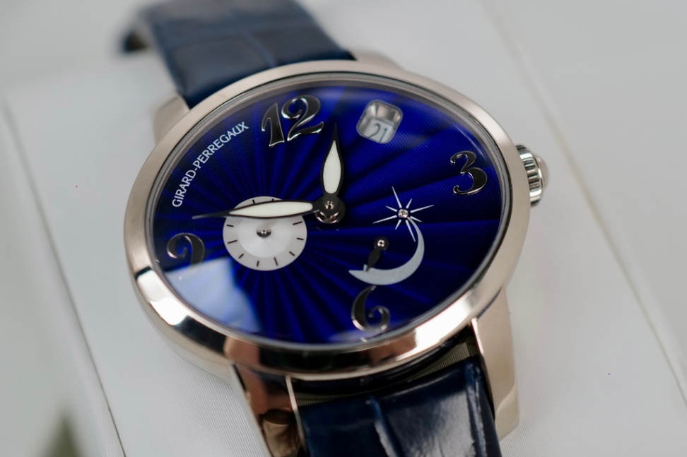 GIRARD-PERREGAUX Cat’s Eye 18K White Gold Diamond 80480 - Image 4