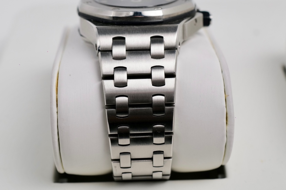 AUDEMARS PIGUET Royal Oak Offshore Triple Date 25807ST 38mm - Image 7
