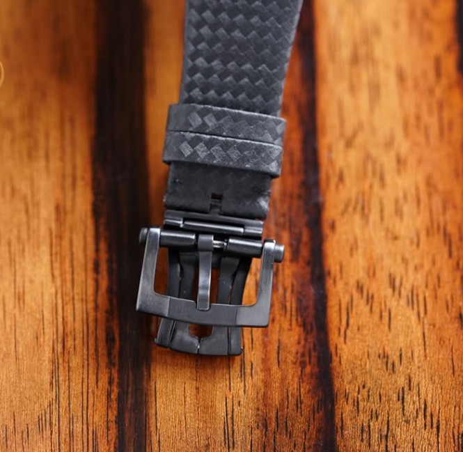 Ulysse Nardin Executive Skeleton Tourbillon thumbnail 3