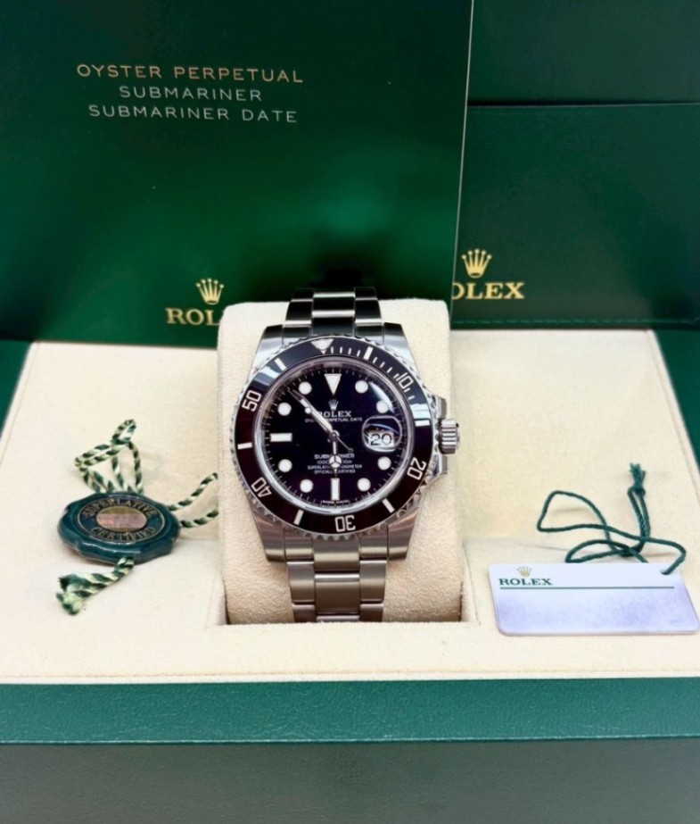 ROLEX Submariner Date 40mm 116610LN