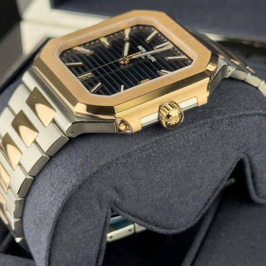 Patek Philippe Cubitus 5821/1AR Blue Dial thumbnail 3