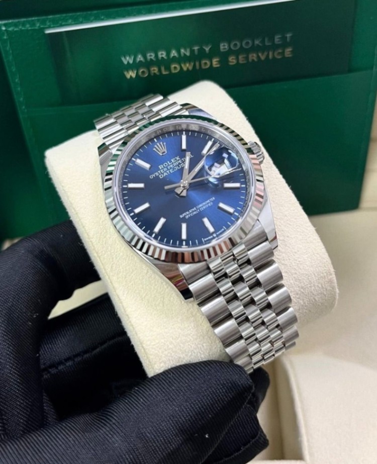 ROLEX Datejust Blue Dial Jubilee 126234 36mm thumbnail 4