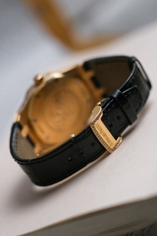 Audemars Piguet Royal Oak Dual Time Rose Gold Full Diamond 26120OR thumbnail 5