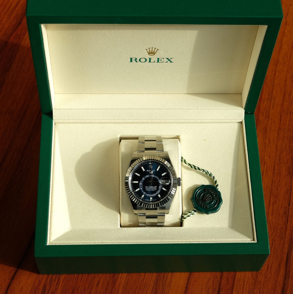 Rolex New Sky-Dweller 336934 White Gold Blue Dial Oyster Steel 2026 42mm. thumbnail 5