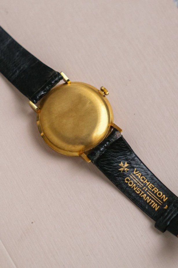Vacheron Constantin Patrimony 18K Yellow Gold thumbnail 4