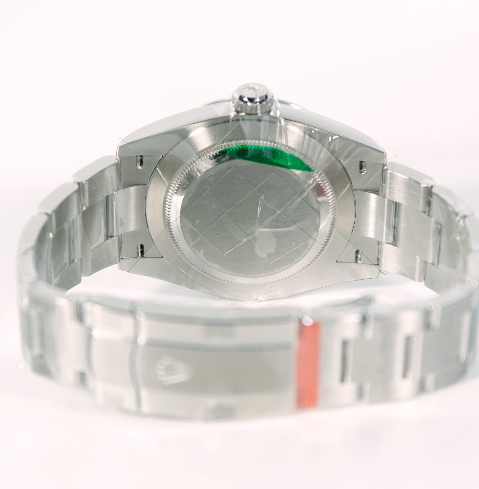 Rolex New Oyster Perpetual 134300 Lavender Dial Oyster Steel 2026 thumbnail 2