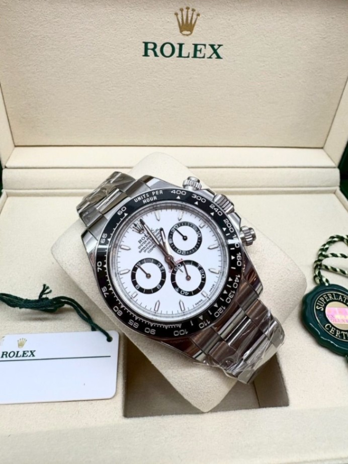 ROLEX Daytona Panda 126500LN White Dial 40mm thumbnail 3