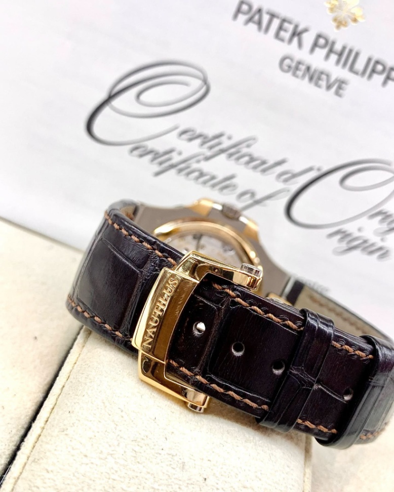 PATEK PHILIPPE Nautilus Moon Phase 5712GR-001 thumbnail 5