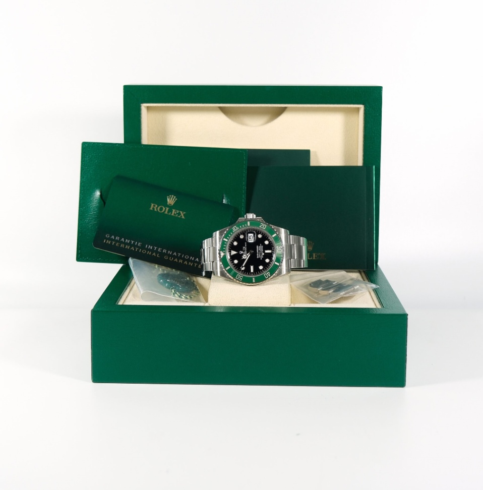 Rolex Submariner 126610LV “Starbucks” Black Dial Oyster Steel 2023 thumbnail 4
