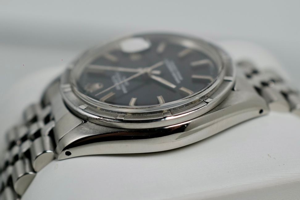 ROLEX Oyster Perpetual Date 1501 Black Dial 34mm thumbnail 3