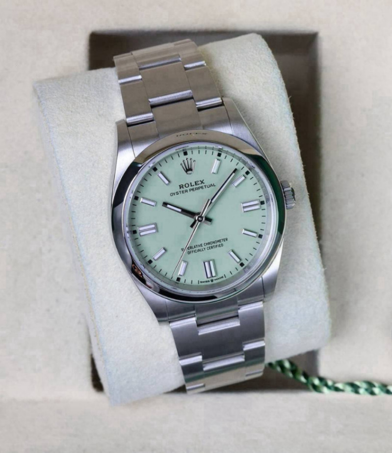 Oyster Perpetual Pistachio Dial 36mm - Image 2