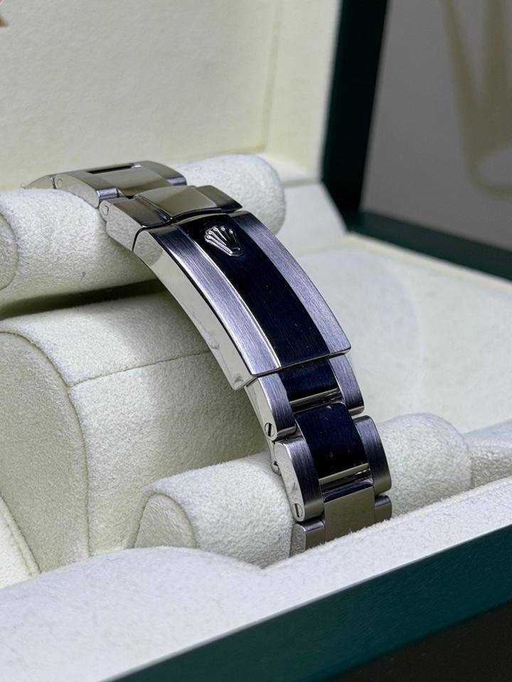 ROLEX MILGAUSS - Image 6