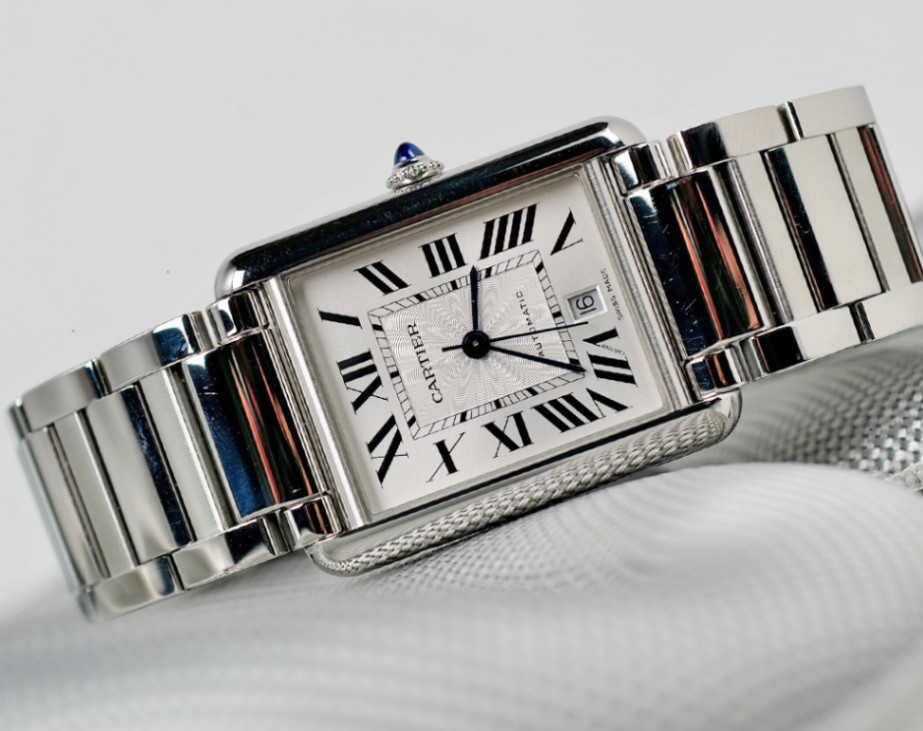 Cartier Tank Must XL Model 2022
