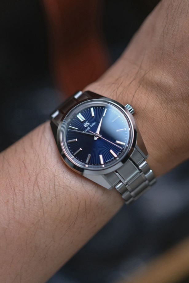 Grand Seiko SBGW299 Radiant Blue - Image 4