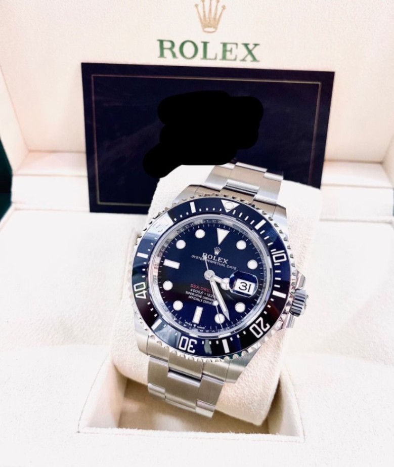 ROLEX Sea-Dweller Red Sea Oyster 126600 2025 thumbnail 2