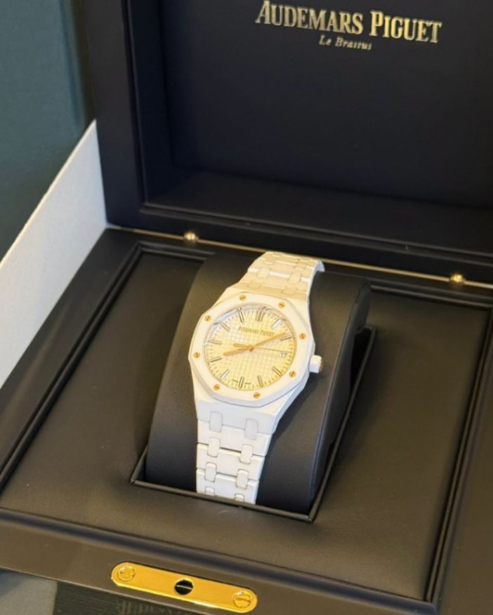 Audemars Piguet Royal Oak Selfwinding 77350CB.OO.1266CB.01 thumbnail 3