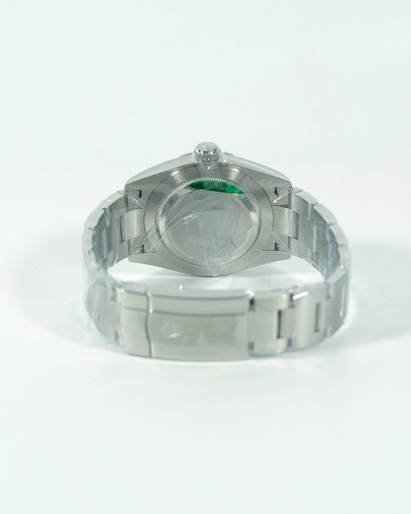 ROLEX Oyster Perpetual 41 Green Dial 134300 2026 - Image 3