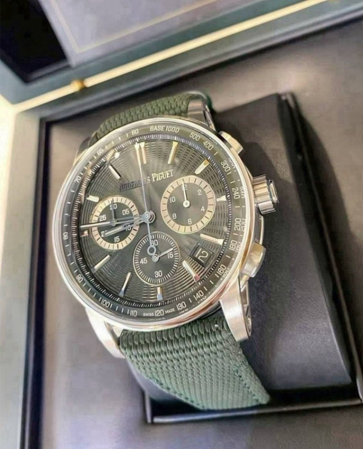 AUDEMARS PIGUET Code 11.59 Chronograph Green Dial 26393ST thumbnail 3
