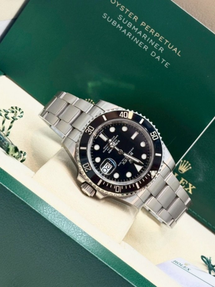 ROLEX Submariner Date 40mm 116610LN thumbnail 3