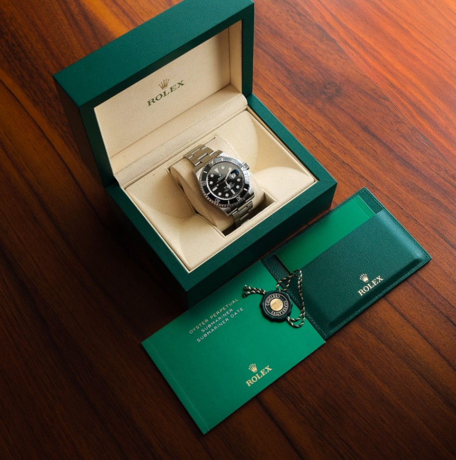 Rolex Submariner 116610LN Black Dial Oyster Steel 2018 - Image 3